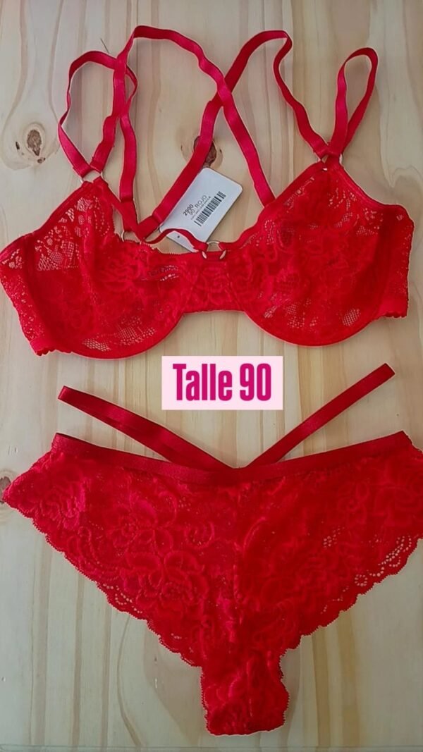 WhatsApp Image 2025-09-15 at 15.01.35 Conjunto ARO talle 90 ROJO