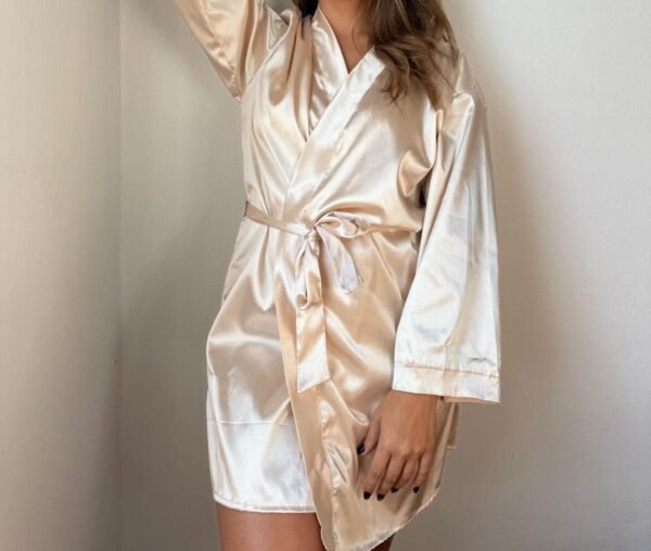 BATA SATEN COLOR CHAMPAGNE talle del 1 al 4